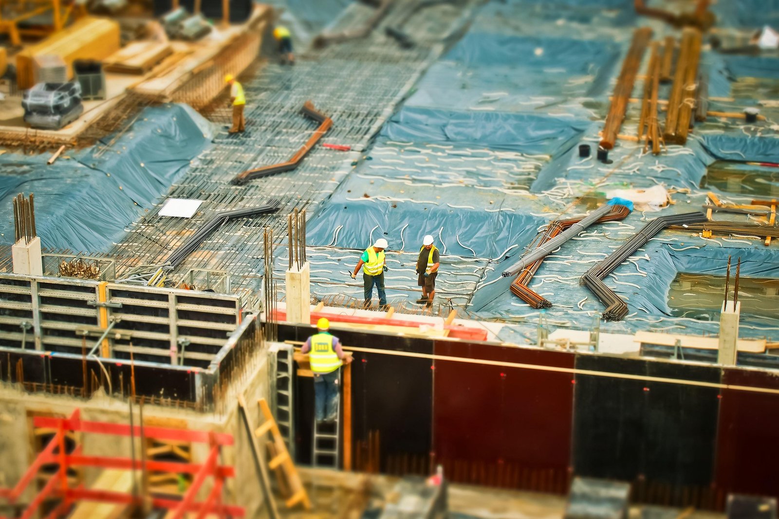 Construction Site with Workers and Building2